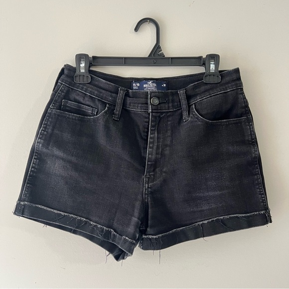 Hollister Pants - Hollister Black High-Rise Jean Shorts Distressed Denim Style Size 30 Size 11/10